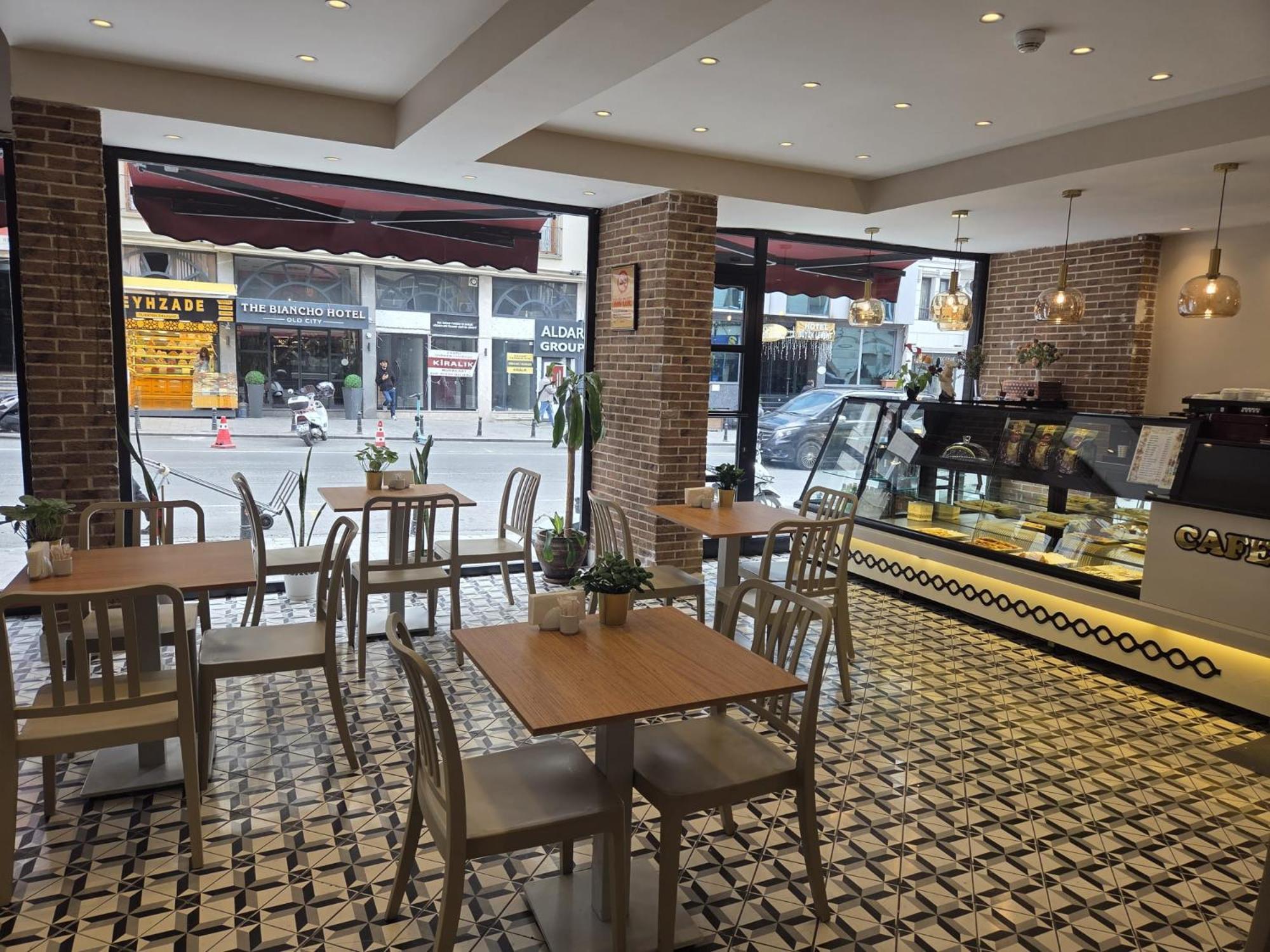 Black Bird Hotel — Fotoğraflar 3